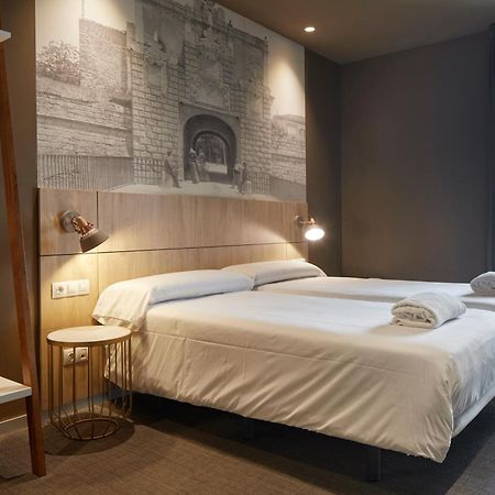 Hotel Landaben Pamplona Eksteriør billede